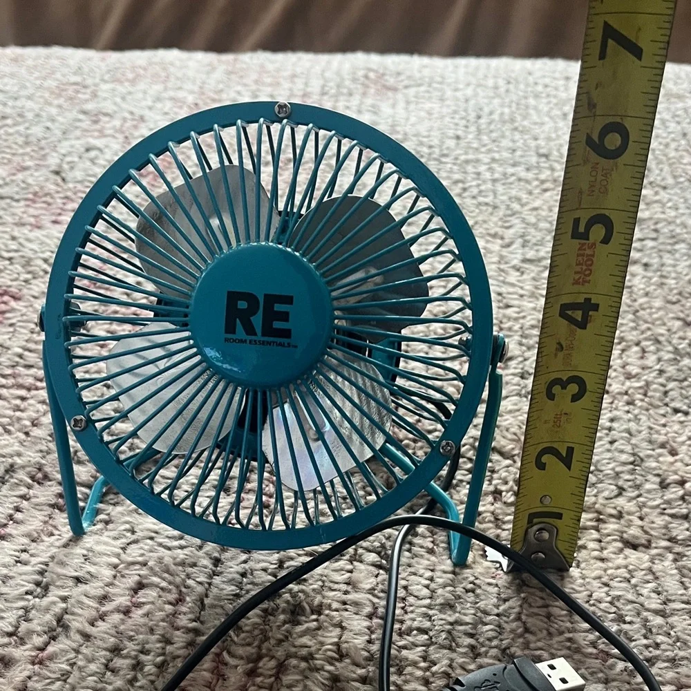Room Essentials Blue USB Desk Fan - Picture 3 of 8